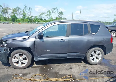 2016 Jeep Compass Sport из США, поврежденный, VIN 1C4NJDBB0GD556711